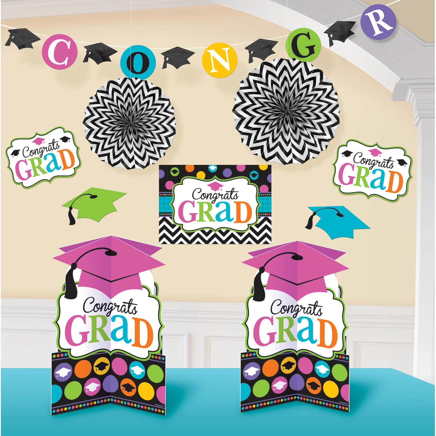 Dream Big Congrats Grad Room Decorating Kit
