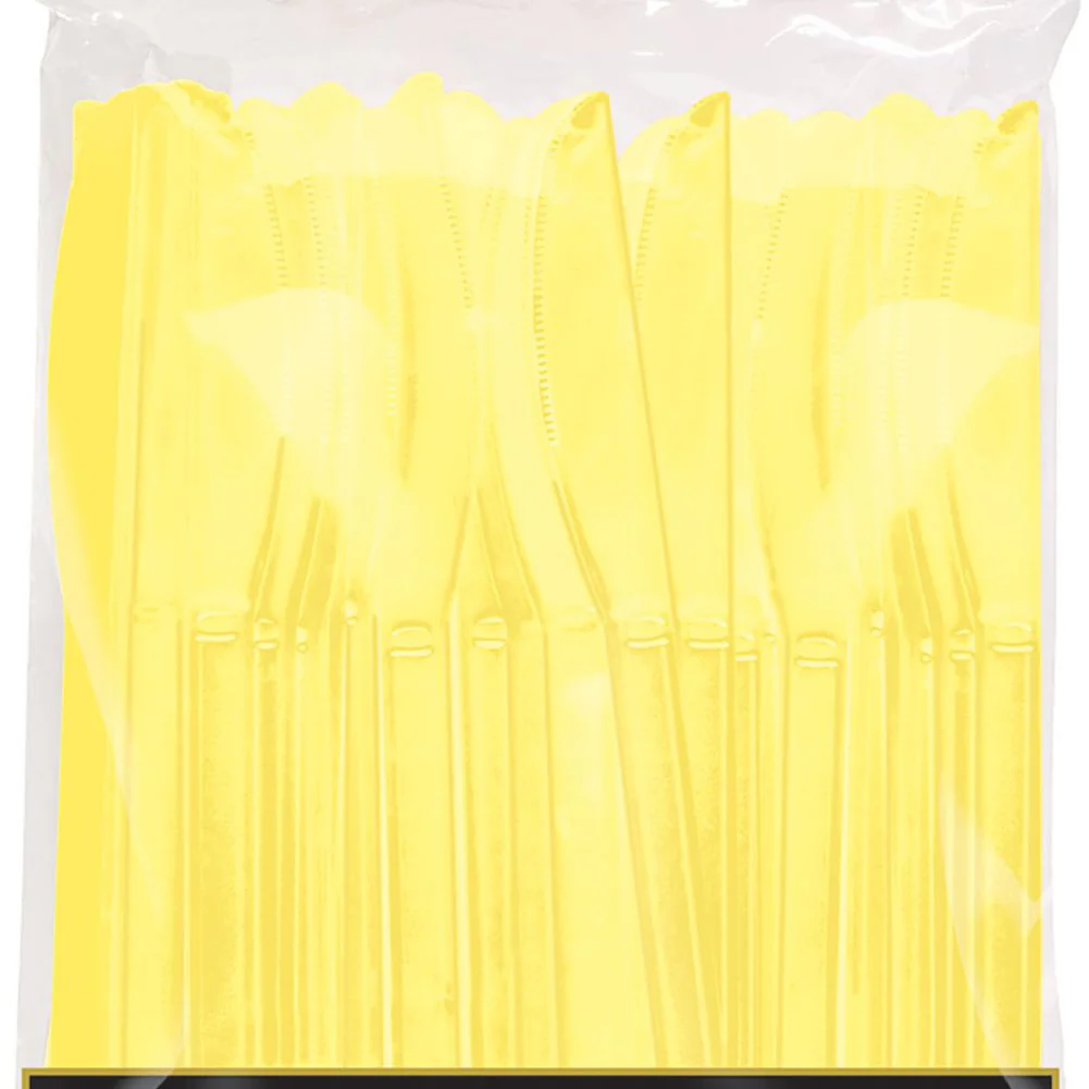 Light Yellow Heavy Weight Plastic Knives (48ct)